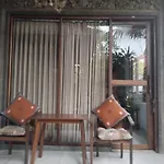 Dewa Bungalows