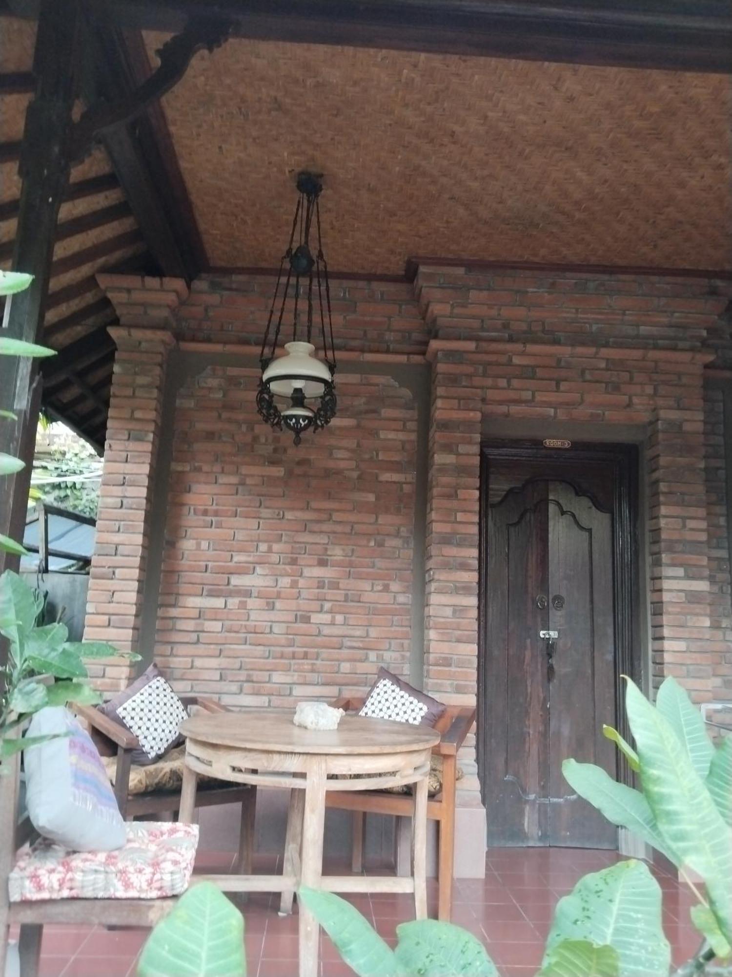 Guest house Dewa 2*